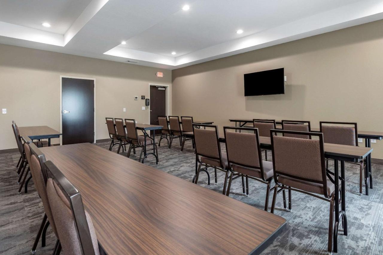Sleep Inn & Suites Crosby Luaran gambar