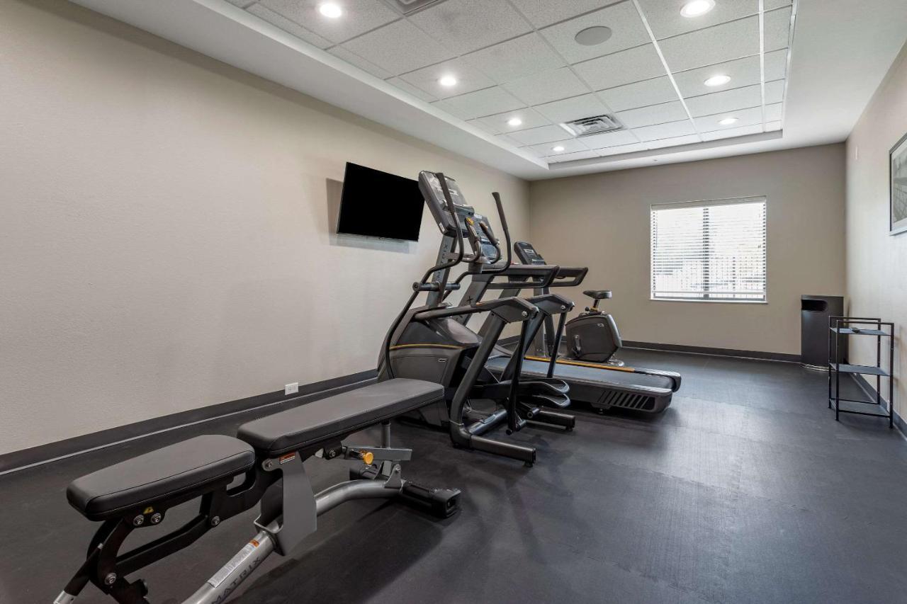 Sleep Inn & Suites Crosby Luaran gambar