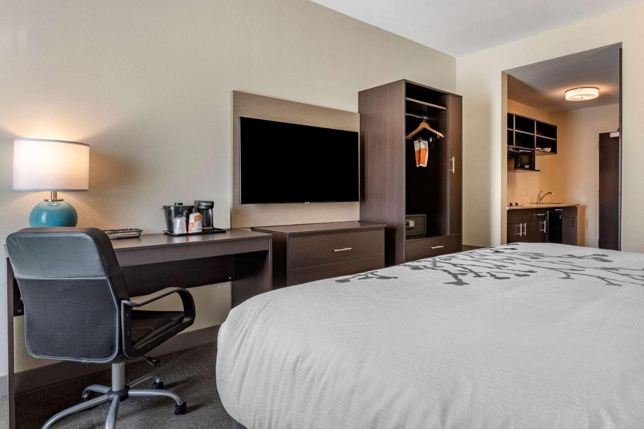 Sleep Inn & Suites Crosby Luaran gambar