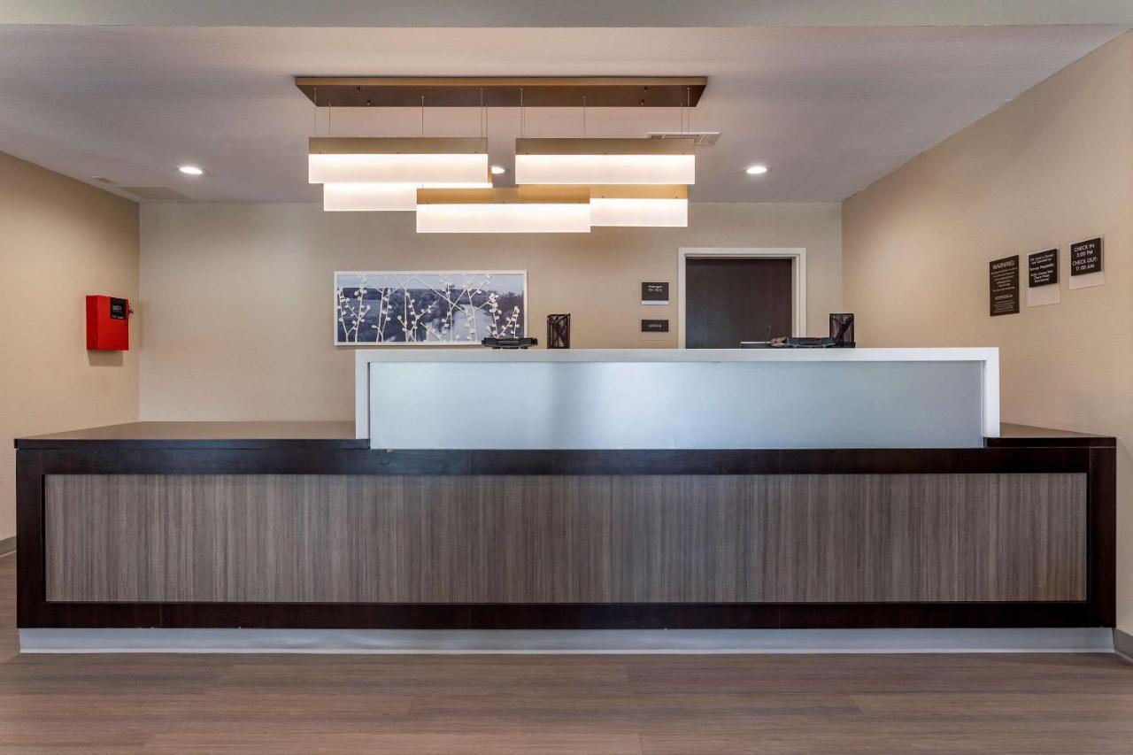 Sleep Inn & Suites Crosby Luaran gambar